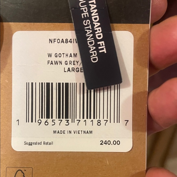 The North Face Women's Mauve Jacket - Picture 3 of 3